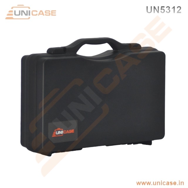 Compact light weight plastic case for instruments case
