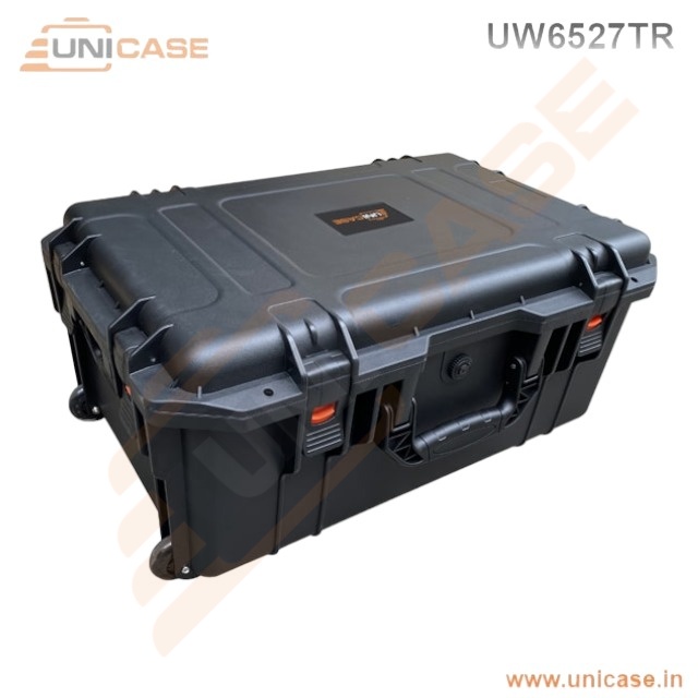 Custom design transit flight case manufactures in India with foam packing