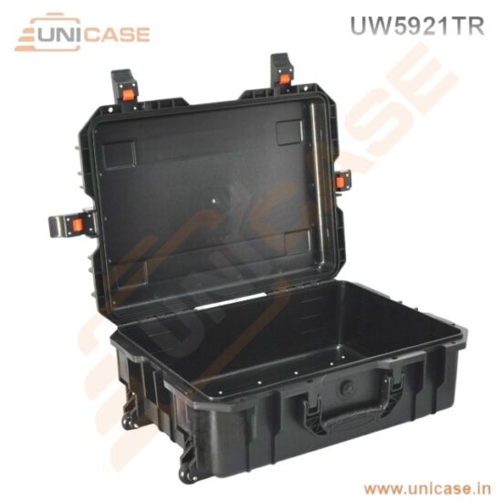 Rugged Hard plastic protective pelican case with custom foam