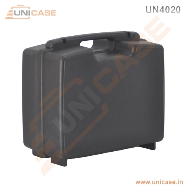 Manufacturers of compact Light weight custom hard plastic case