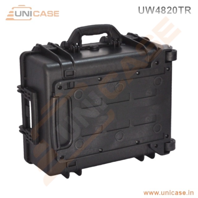 UW4820TR Protective Rolling Hard Carry Case