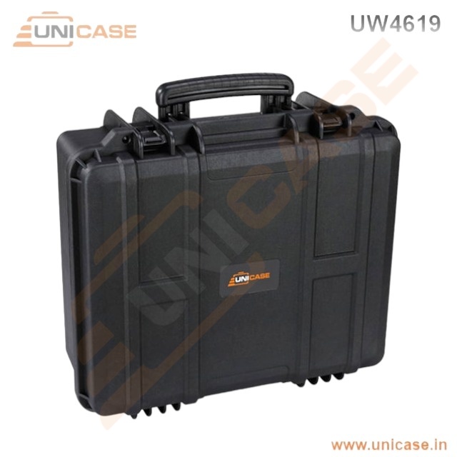 Hard plastic transport cases for equipment protection with customized foaming