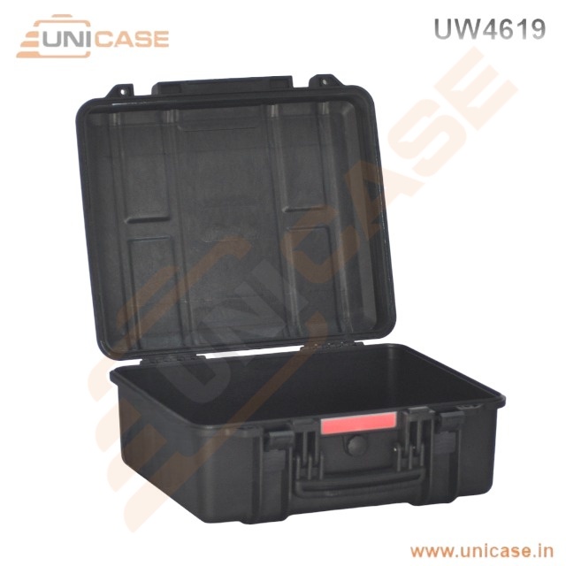 Rugged hard shell instrument protective carry case with custom foam