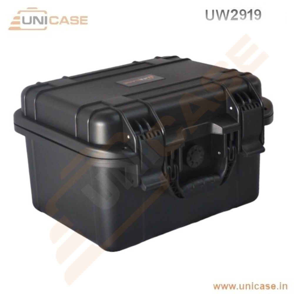 Compact shockproof rugged custom carry cases with foam Compact IP65 rated rugged customized carry cases with protective foam inside