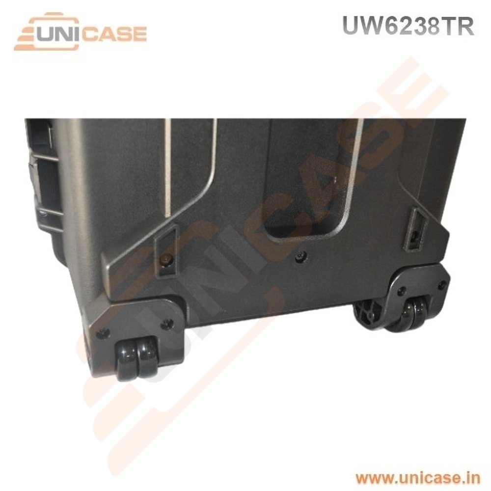 Custom drone hard plastic carry case with wheels and trolley system suitable for electronics carry case and drone carry cases