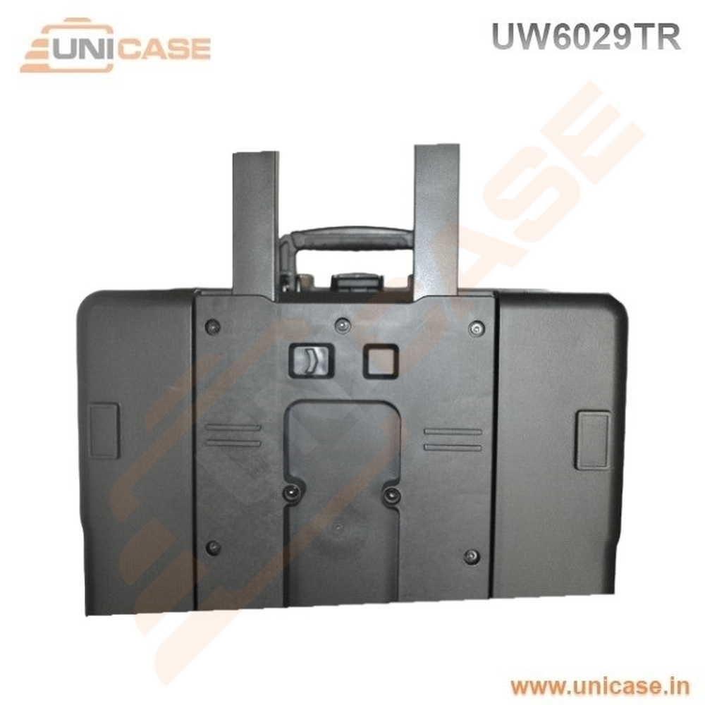 Hard carry case made of strong trolley and wheels for equipment hard case