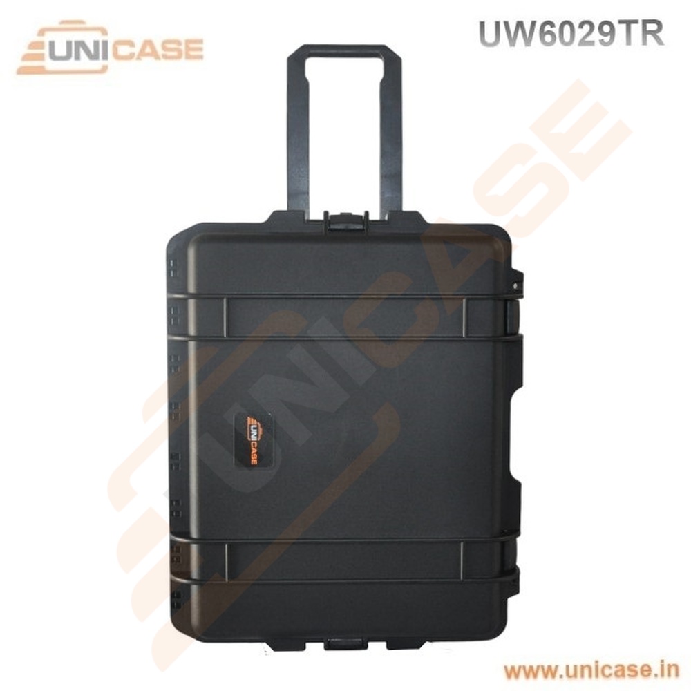 Military equipment transit cases with wheels and foam cushion