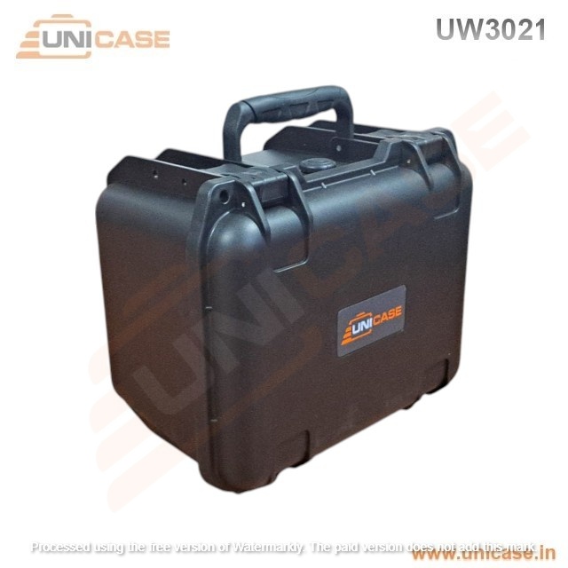 Drones and camera cases manufacturers from Unicase : Small Pelican protective hard plastic cases for sensitive electronics instrument cases