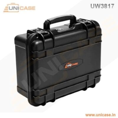 UW3817<br>Protective hard carry case