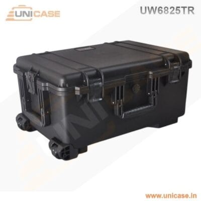 UW6825TR<br>Hard plastic Trolly case